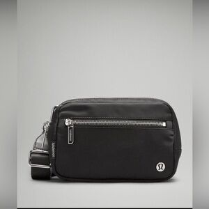 🆕 LULULEMON Everywhere Belt Bag Convertible 1.5L - NWT